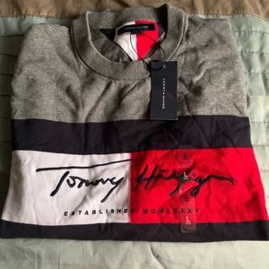 Men’s Tommy Hilfiger Sweater **Brand New**
